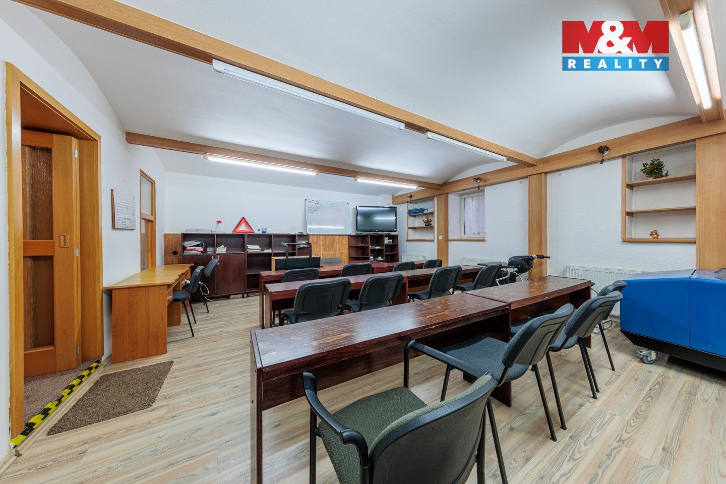 Obchodní prostory, Moskevská, Karlovy Vary, 57 m² - 1