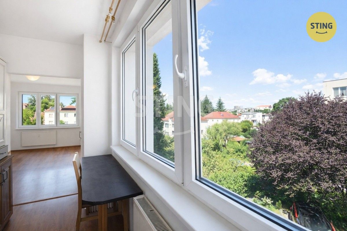 Byt 1+1 · 37 m² · Hluboká  , Zlín - 4
