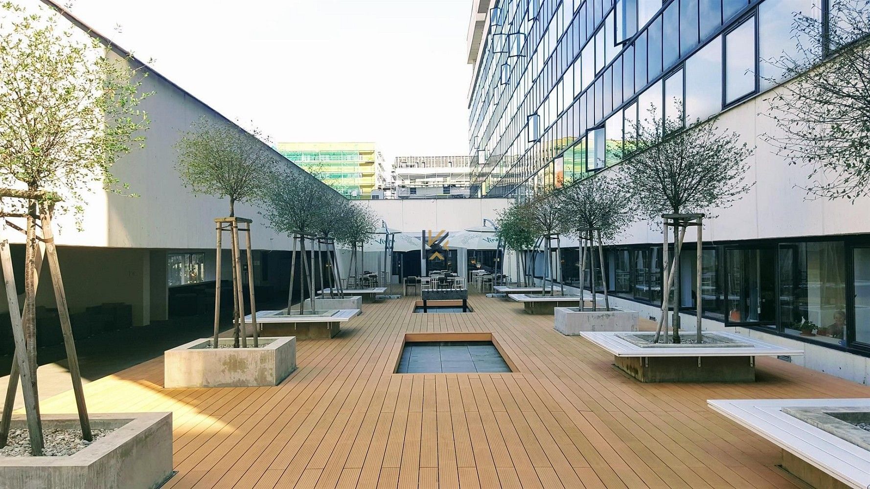 Kancelář · 350 m² · Praha - Holešovice, okres Praha 7, Hlavní město Praha - 3