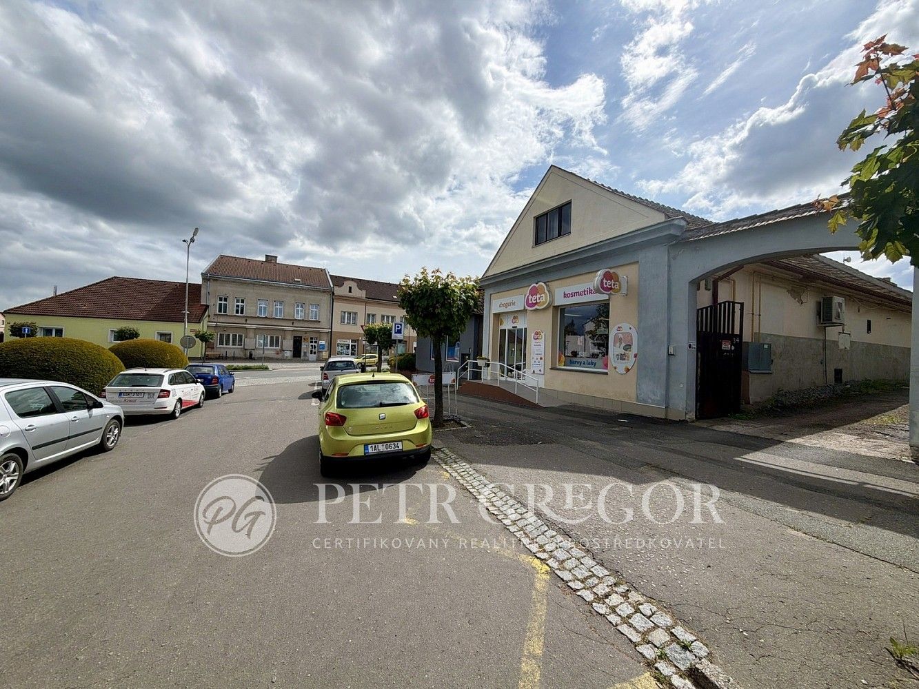 Obchodní prostory, Pečky, okres Kolín, Středočeský kraj, 270 m² - 1