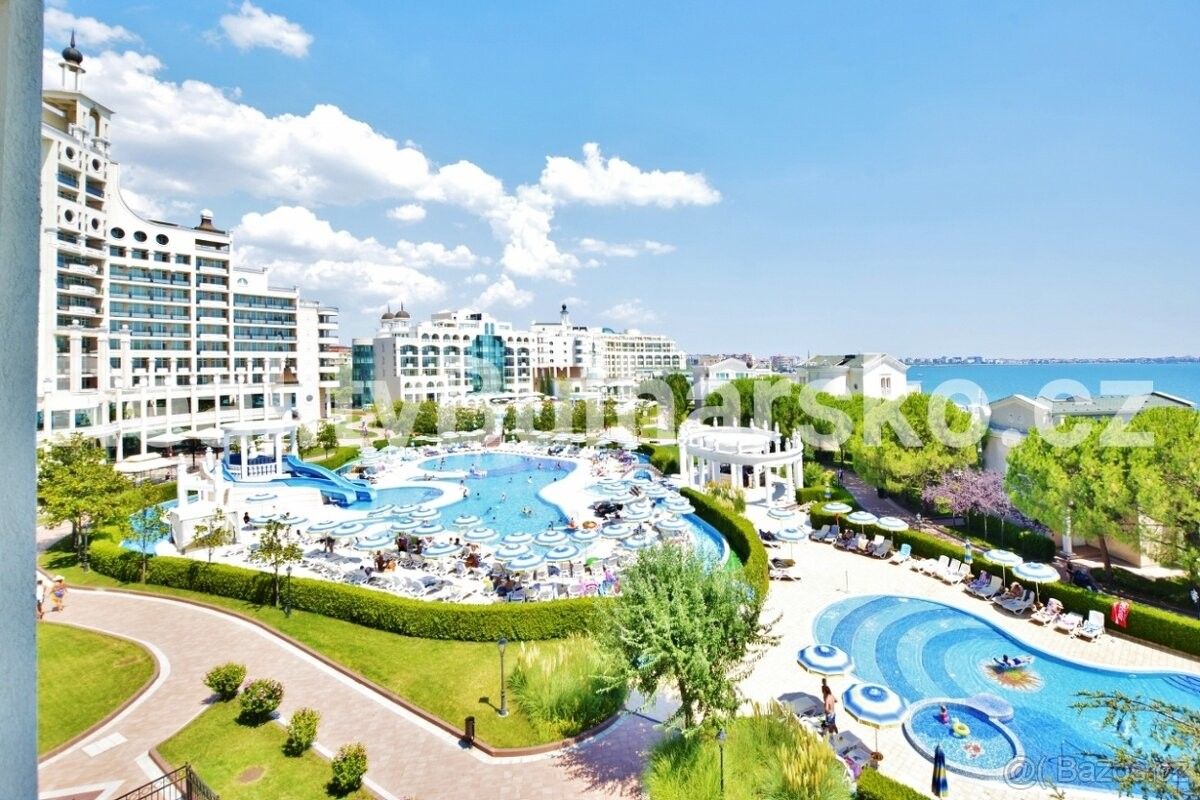 Byty, 987 66, Zahraničí