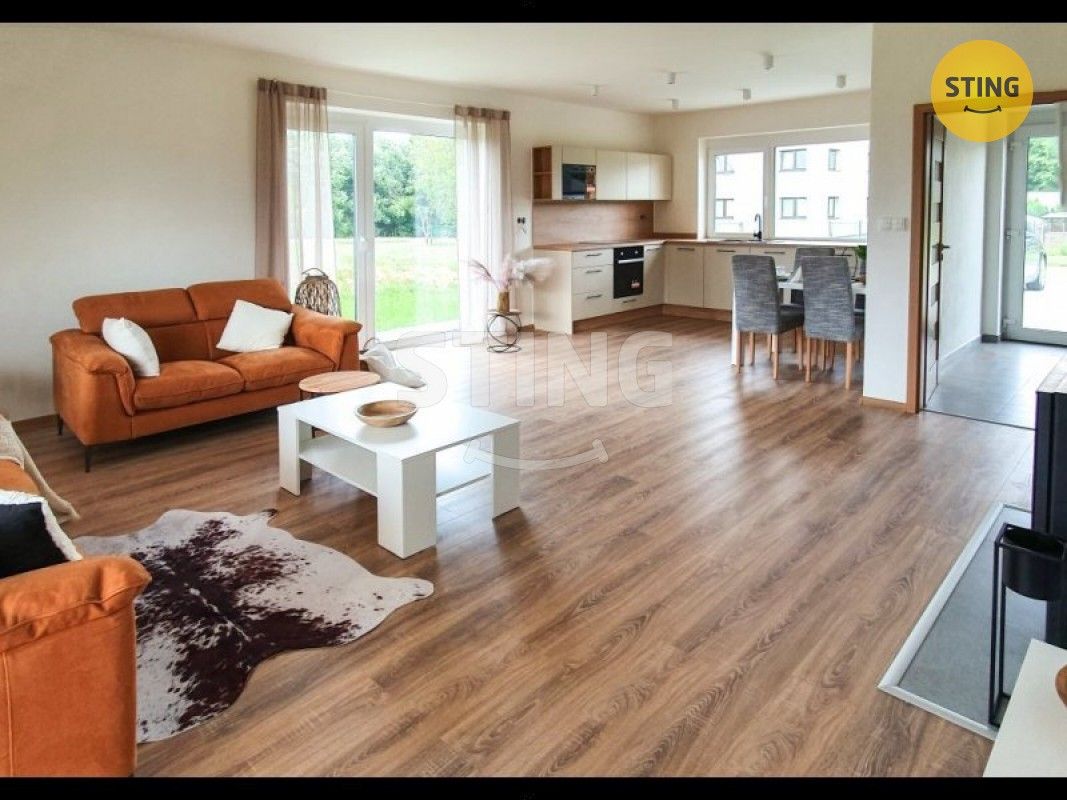 Rodinné domy, Dolní Domaslavice, 739 38