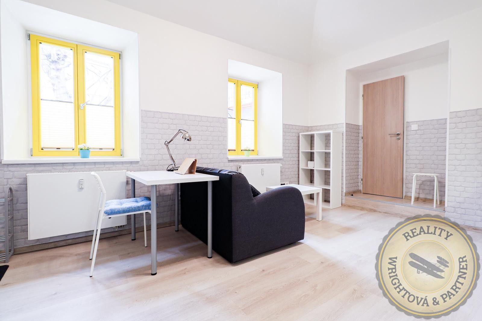 Prodej byt 2+kk - Zenklova, Praha, 39 m²