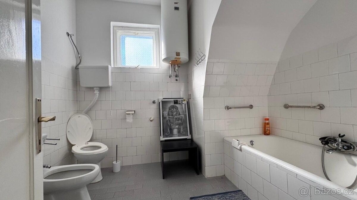 Prodej rodinný dům - 987 66, Zahraničí - 5