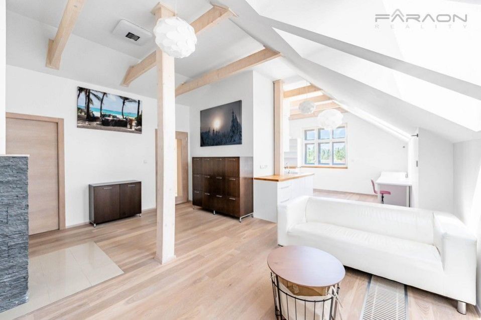 Rodinné domy, Vojtěšská, Neratovice, 898 m²