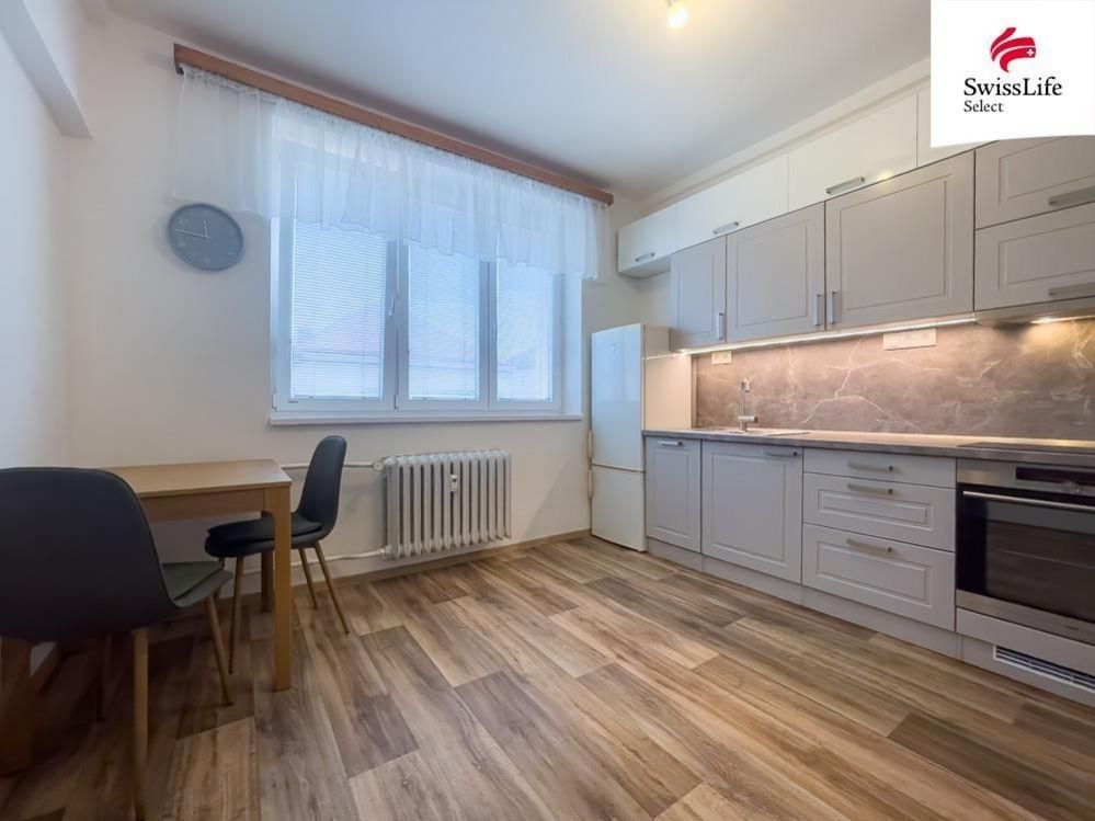 1+1, Devotyho , Pardubice Zelené Předměstí, 37 m² - 1