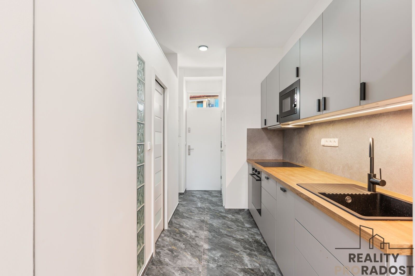 2+1, Milíčova 471, Praha Žižkov, 53 m² - 2