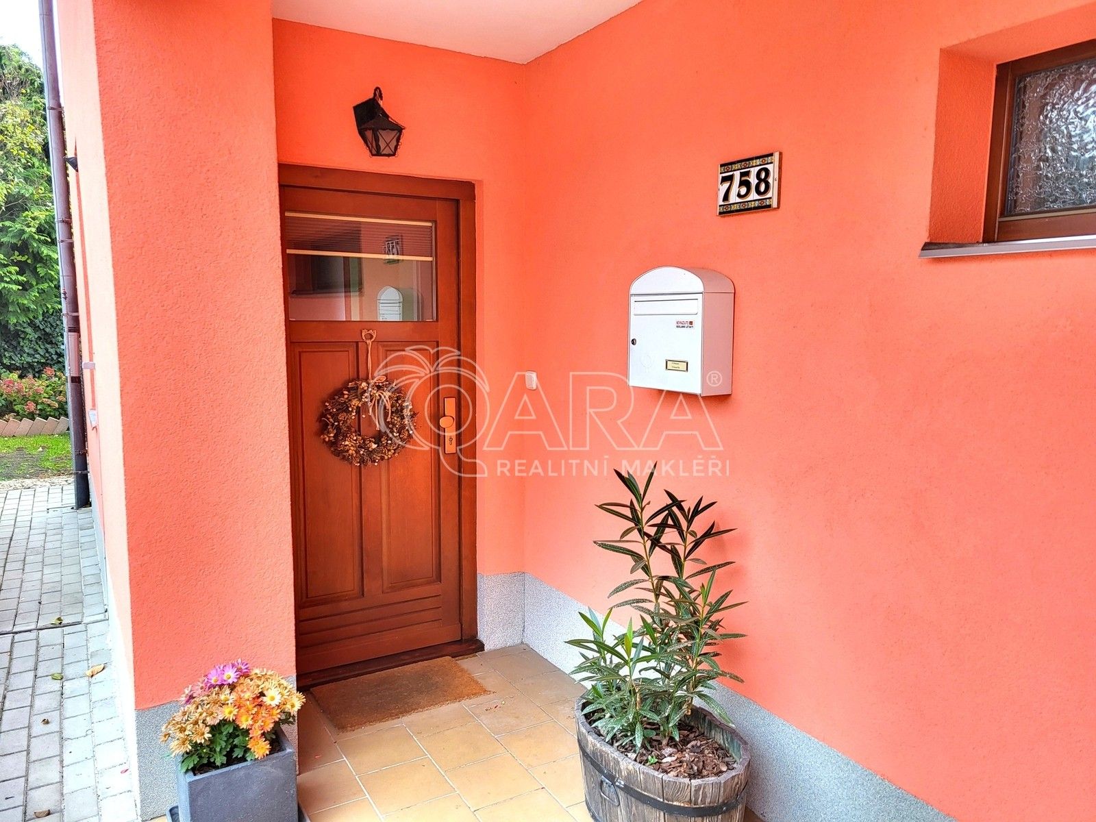 2+kk, Politických vězňů, Horoměřice, 60 m²