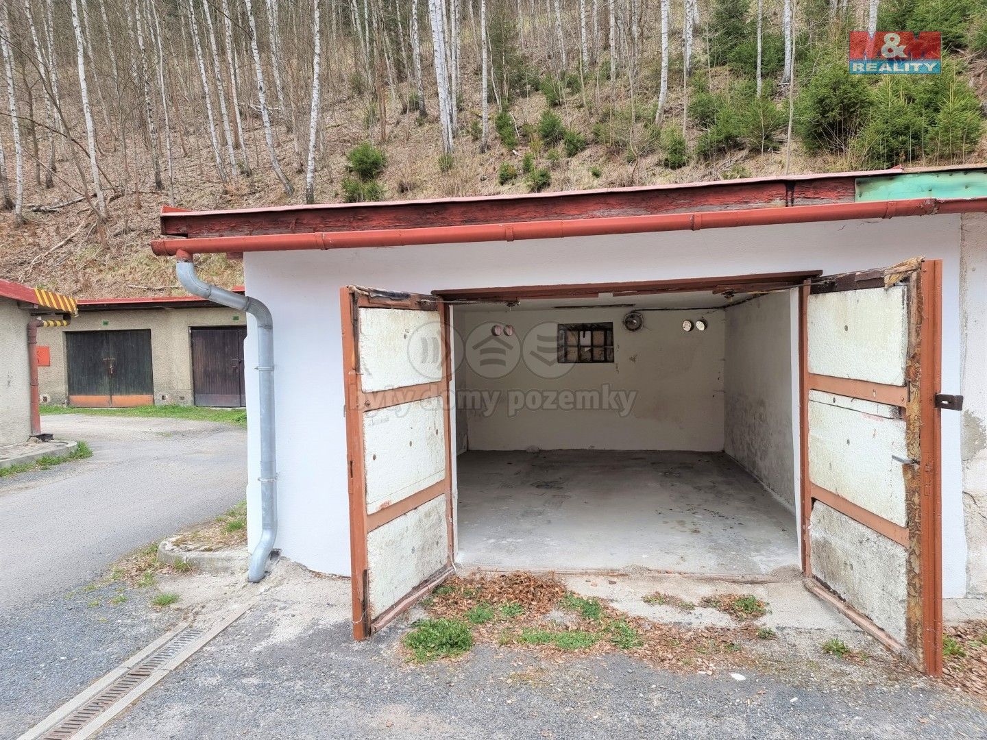 Pronájem garáž - Kraslice, 23 m²