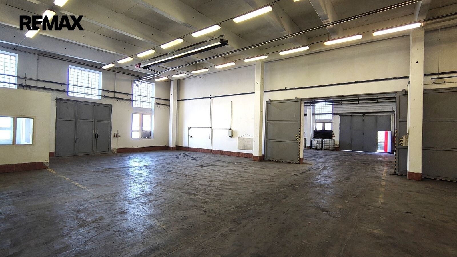 Obchodní prostory · 2 000 m² · Vítězství 96, Děčín XXXI-Křešice - 4
