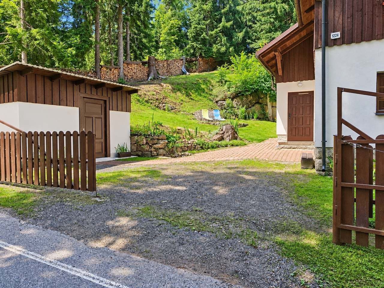 Chaty, Janov nad Nisou, Liberecký kraj - 2