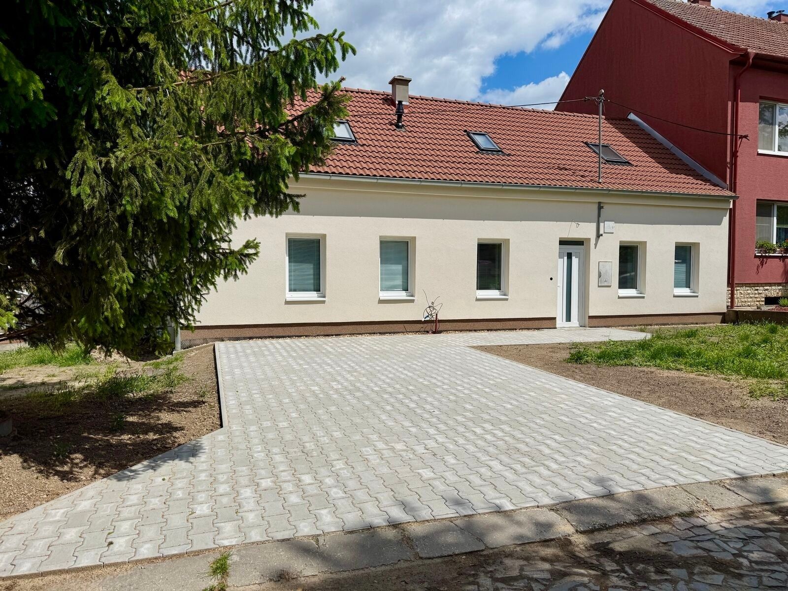 Rodinné domy, Raska 445, Čejkovice, 183 m² - 1