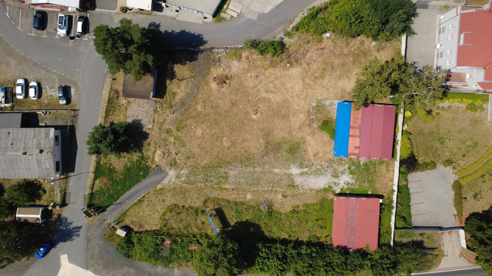 Komerční pozemek, 3 279 m²