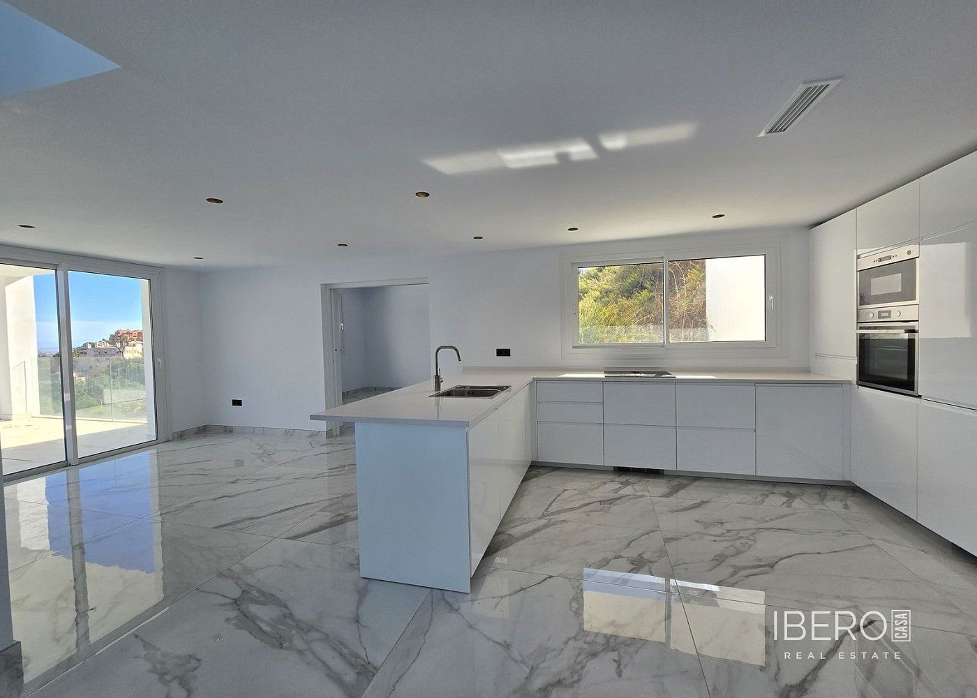 Rodinný dům · 297 m² · La Mairena, ES - 4