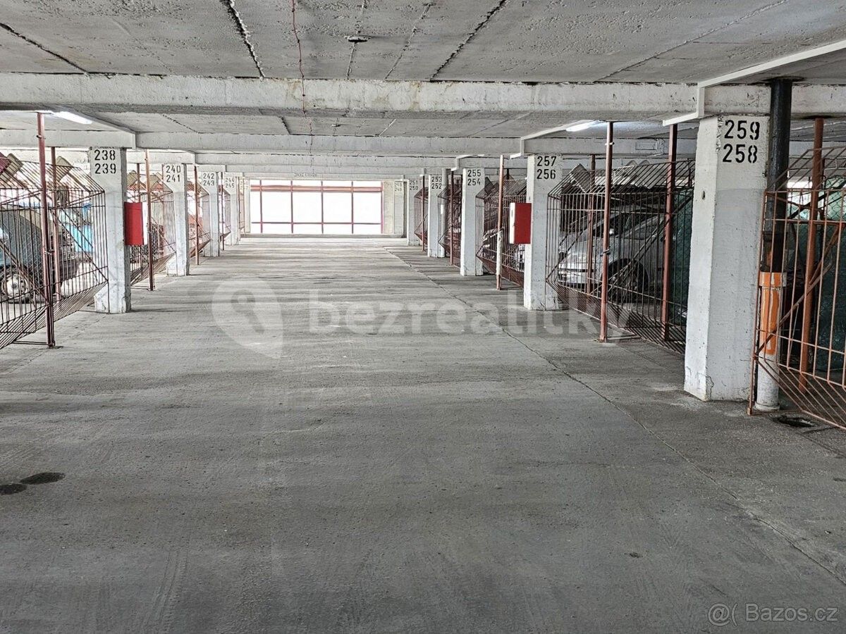 Prodej garáž - Praha, 190 00, 18 m²