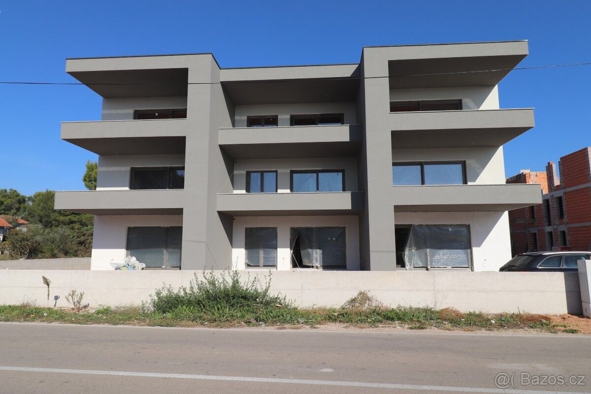 Byty, 987 66, Zahraničí - 2