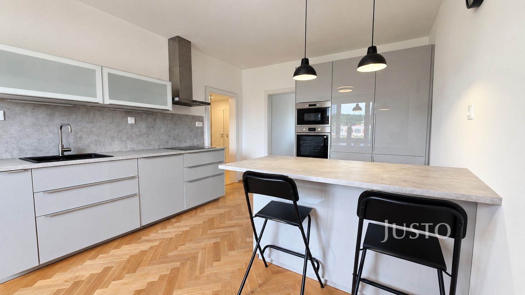 3+kk, nábřeží 1. máje , Písek, 68 m²