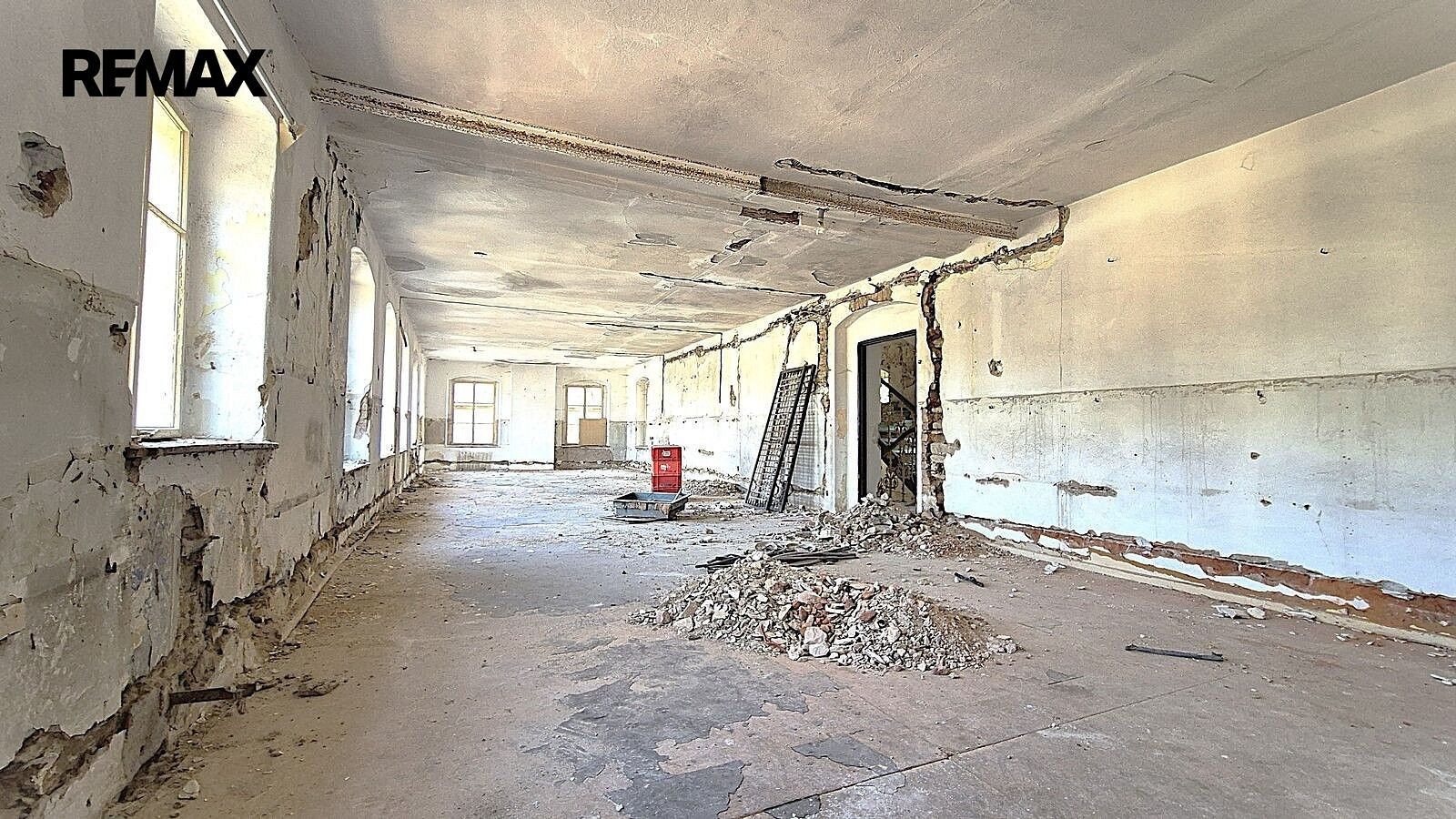 Prodej rodinný dům - Úzká, Vejprty, okres Chomutov, 680 m² - 5