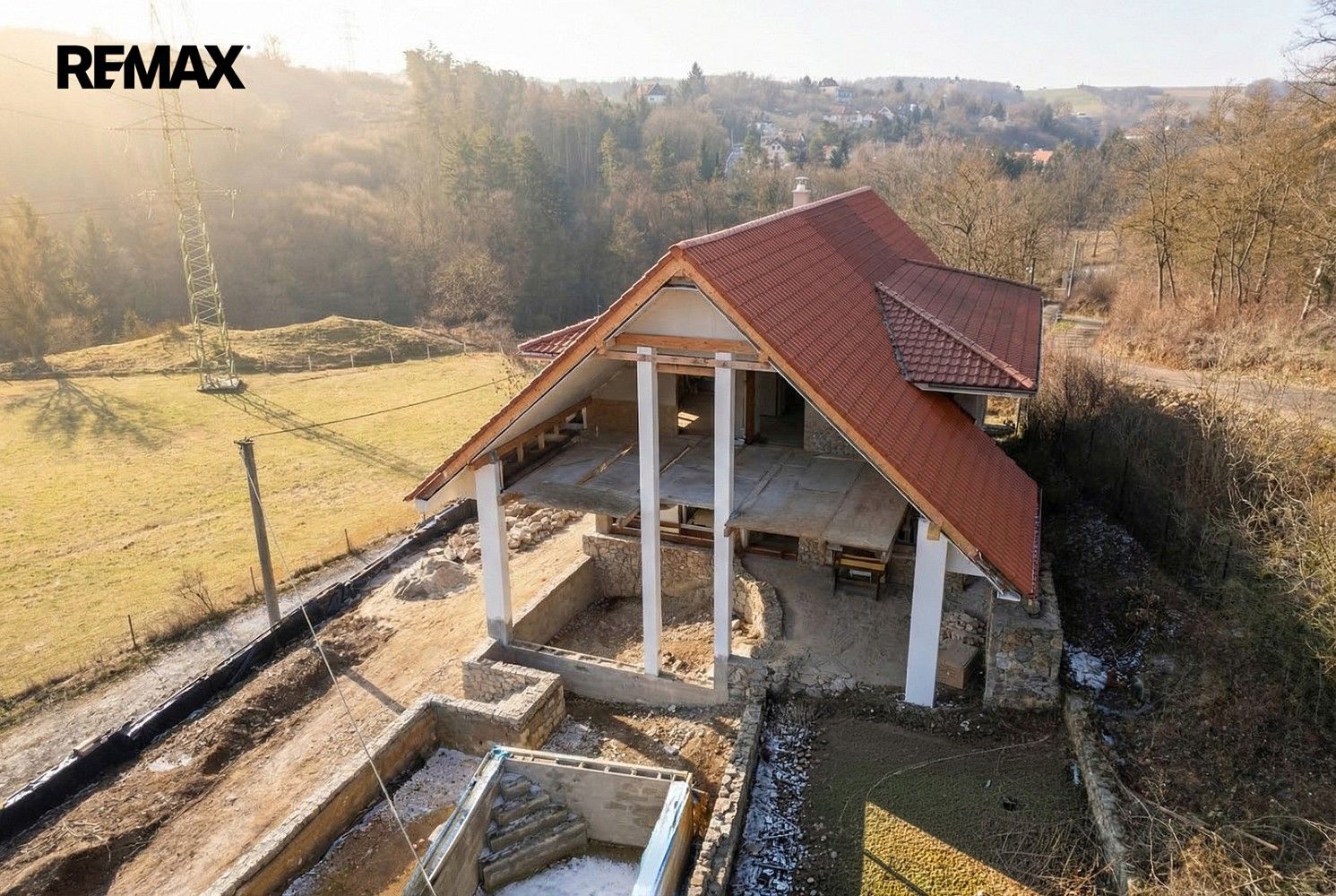 Prodej rodinný dům - Choteč, okres Praha-západ, Středočeský kraj, 260 m² - 5