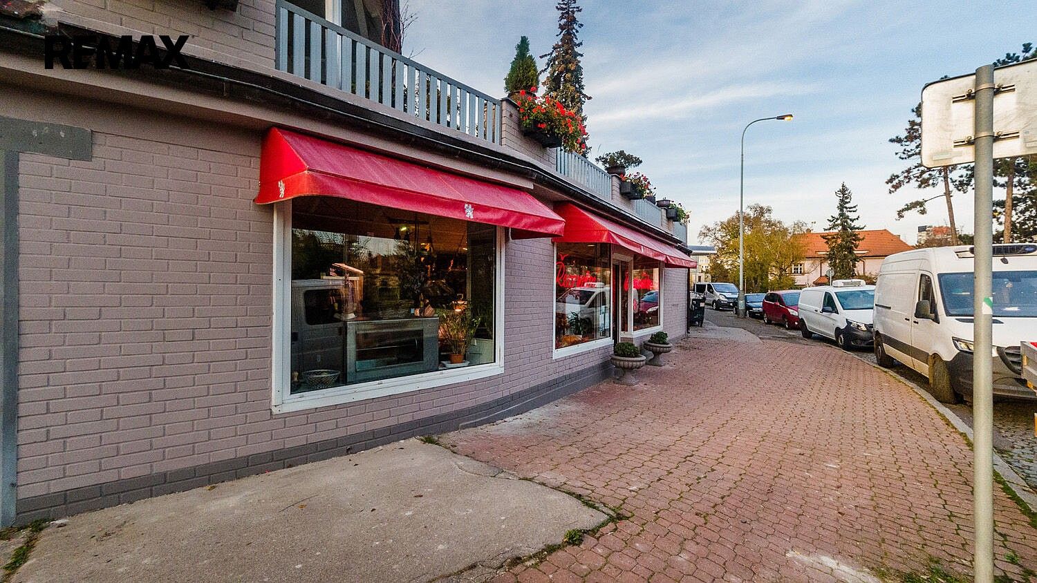 Prodej pozemek pro bydlení - Praha - Strašnice, okres Praha 10, Hlavní město Praha - 5