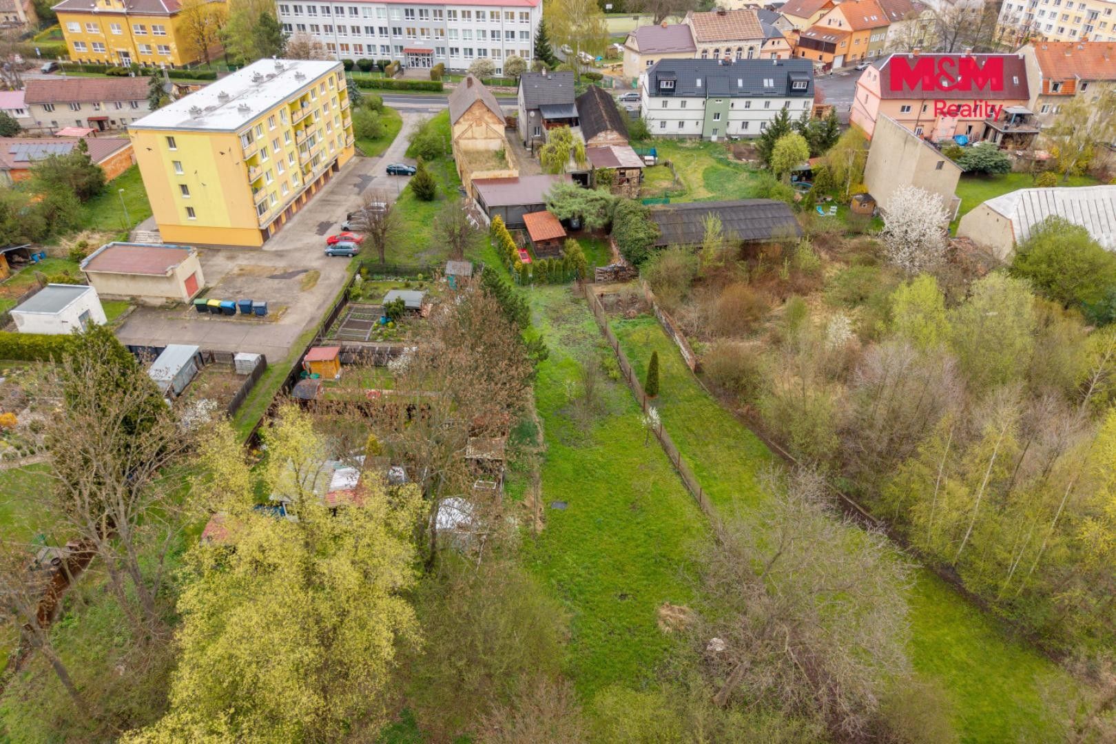 Zahrady, Školní náměstí, Hostomice - 2