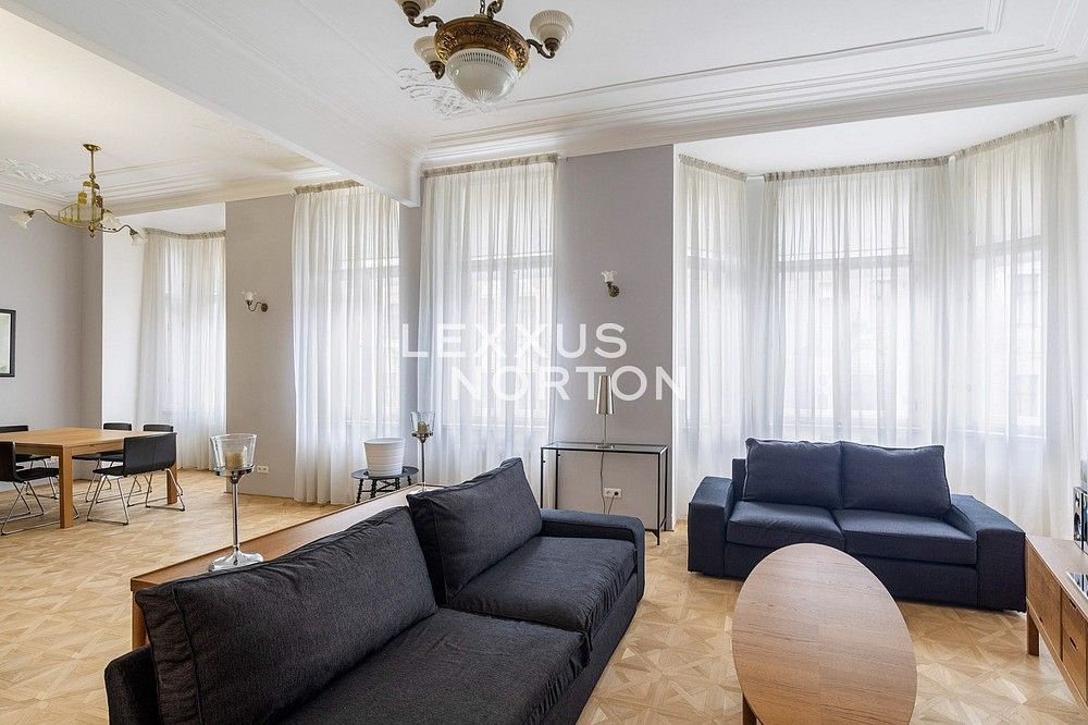 4+kk, Praha - Josefov, okres Praha 1, Hlavní město Praha, 146 m² - 1