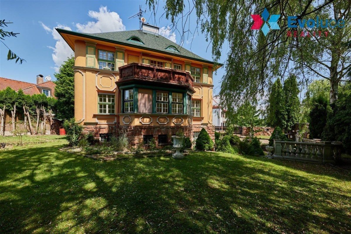 Prodej dům - Žižkova, Horní Předměstí, Trutnov, Česko, 371 m²