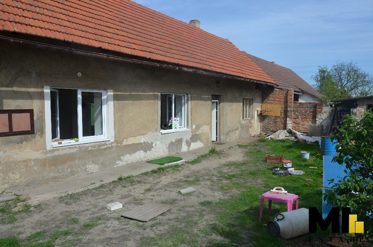 Rodinné domy, Bechlín, okres Litoměřice, Ústecký kraj, 96 m² - 2