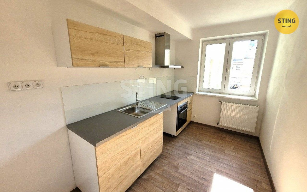 2+1, Ostrožná, Opava, 44 m²