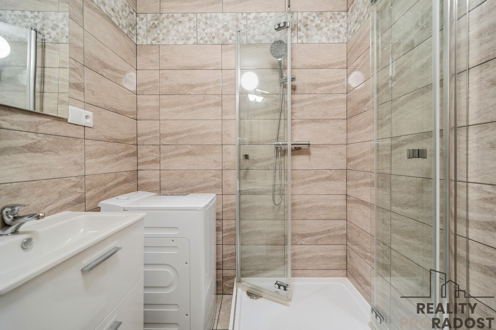 Pronájem byt 3+1 - Pichlova 2538, Pardubice, 65 m²