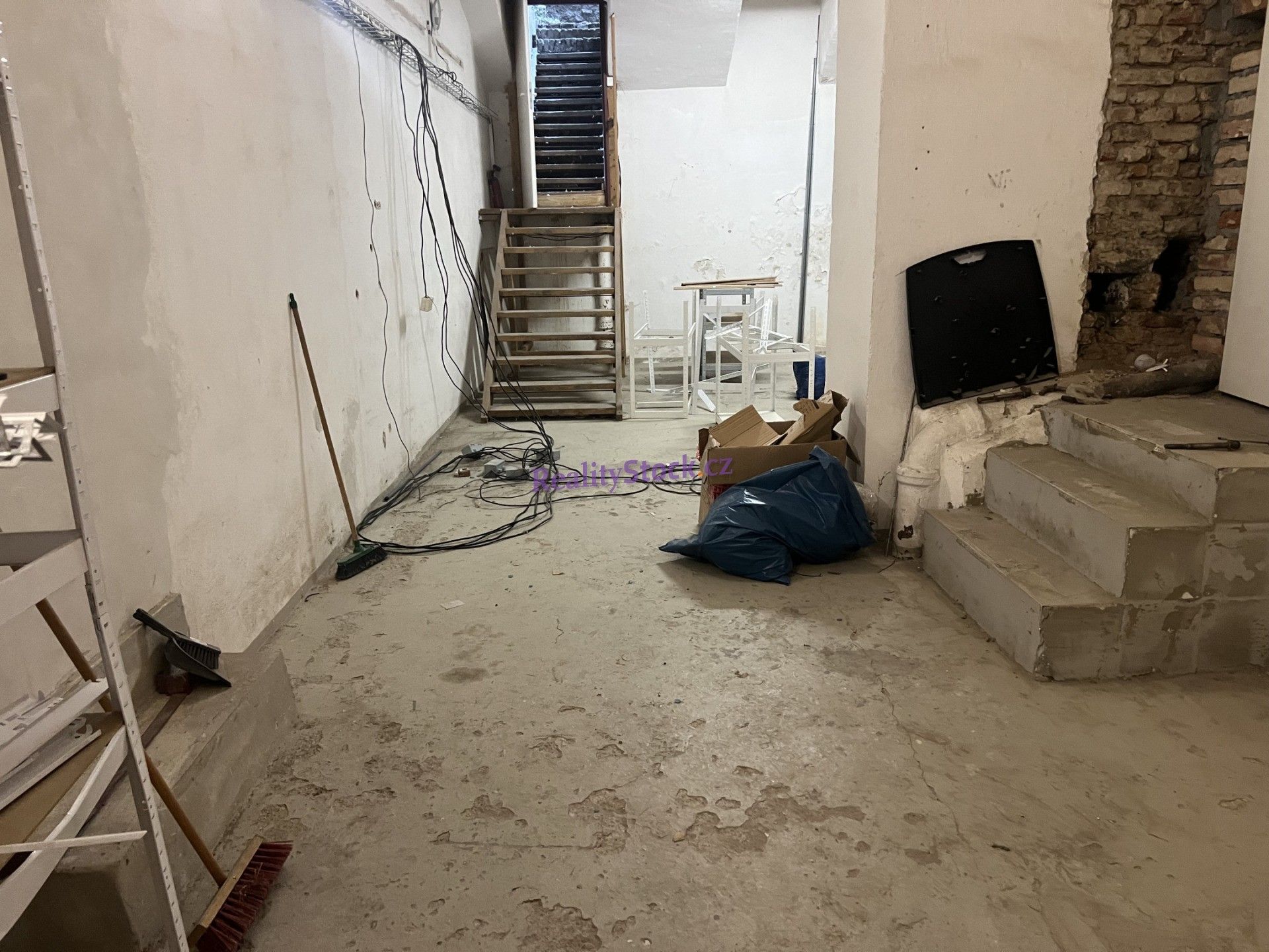 Pronájem sklad - Politických vězňů, Praha, 50 m²