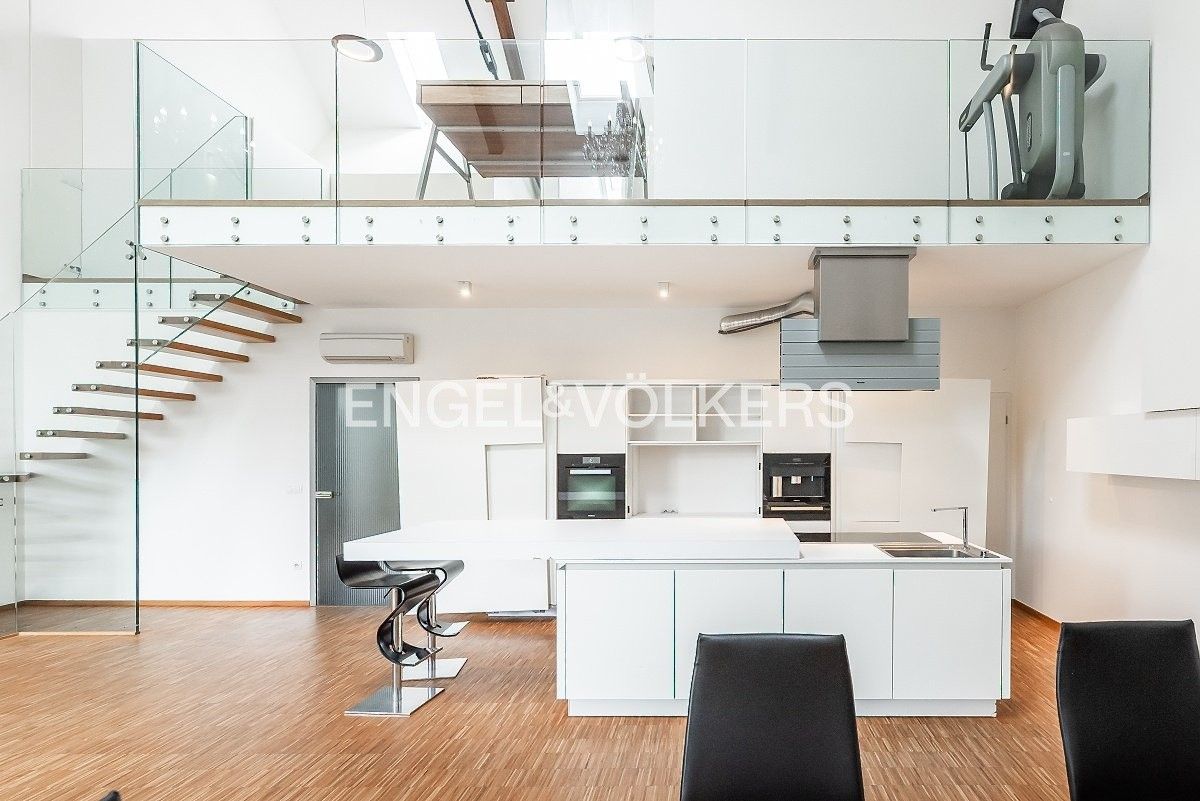 Byt 3+kk · 170 m² · Na Maninách 1590, Praha Holešovice - 3