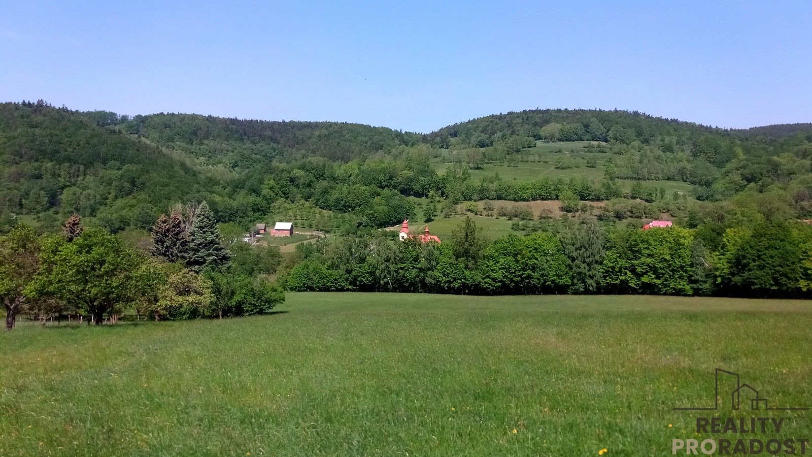 Ostatní, Rusava, 3 304 m² - 2
