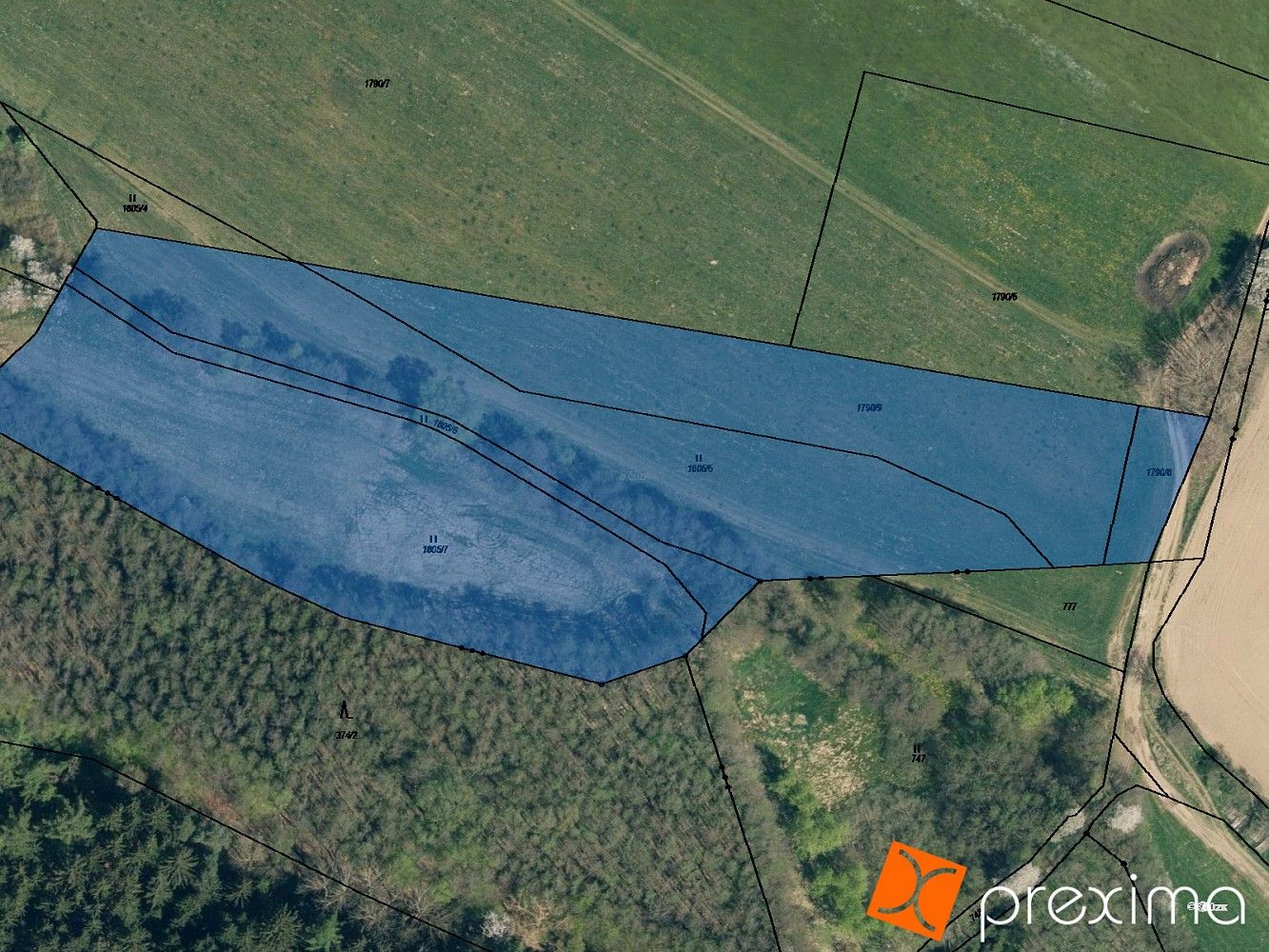Zemědělský pozemek, 1 445 m²