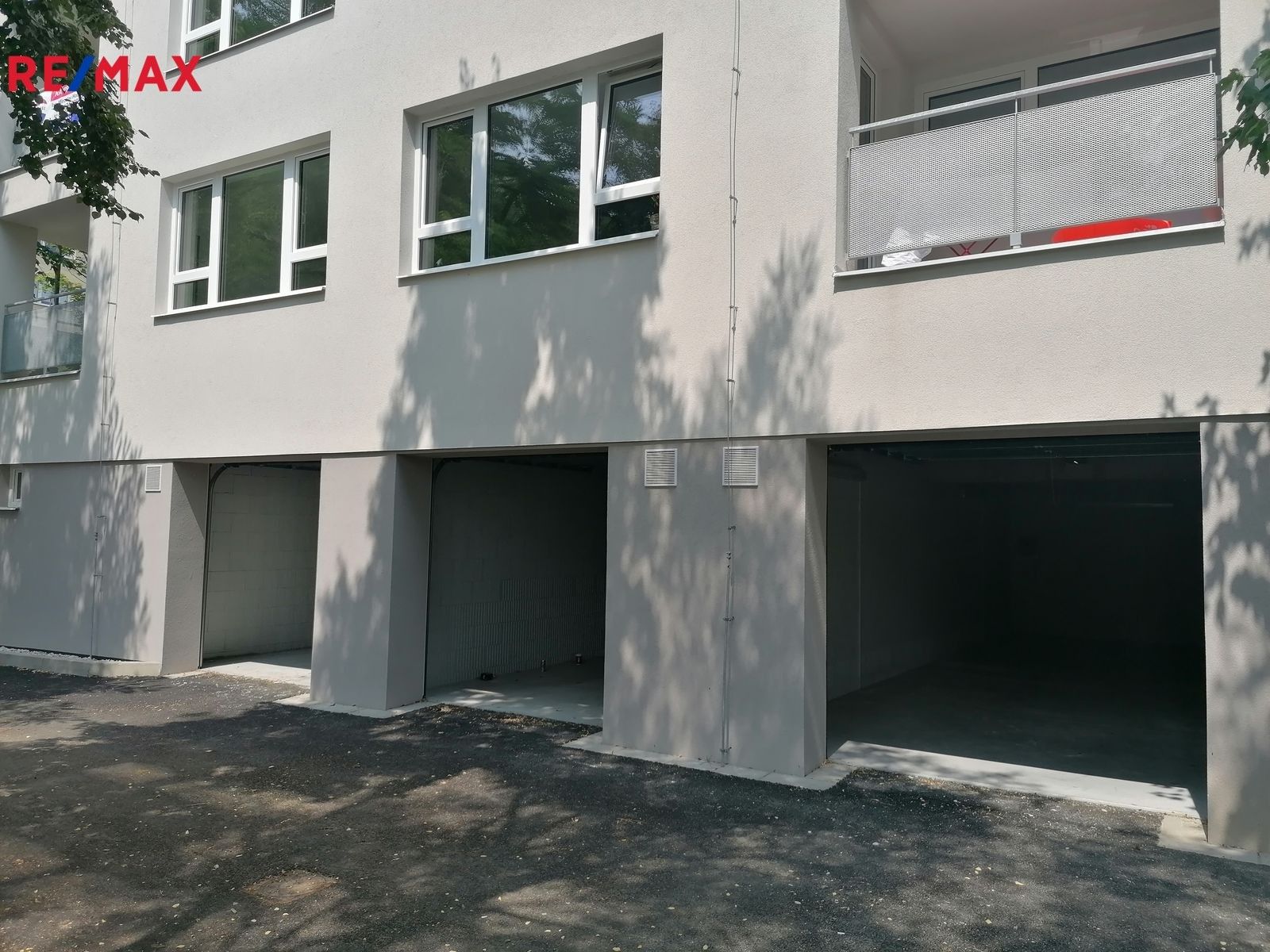 Pronájem garáž - Krčínova, České Budějovice, 44 m²