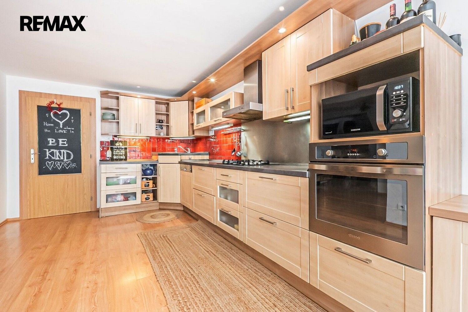 Rodinný dům · 190 m² · V Jezerech, Braškov, okres Kladno - 3