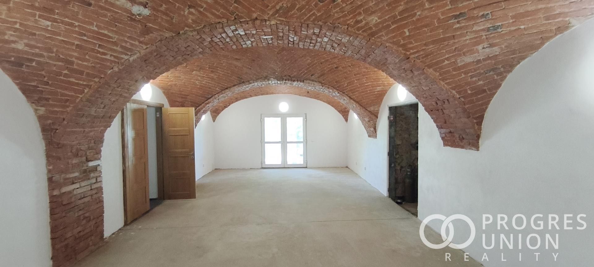 Sklady, Zašová, 330 m² - 2