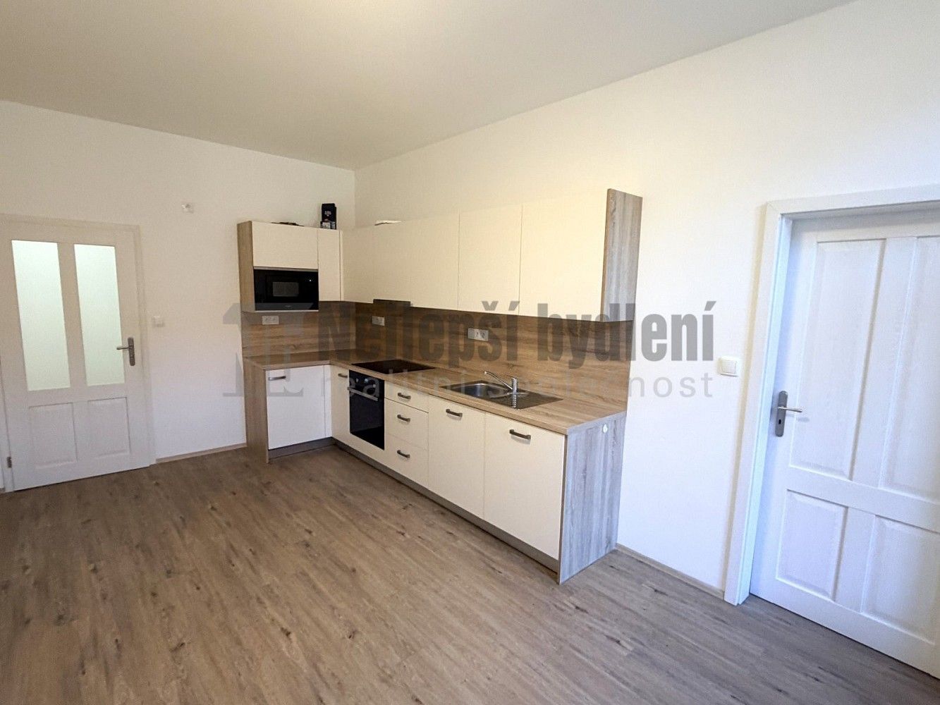 3+kk, Husova, Jemnice, okres Třebíč, 70 m² - 2