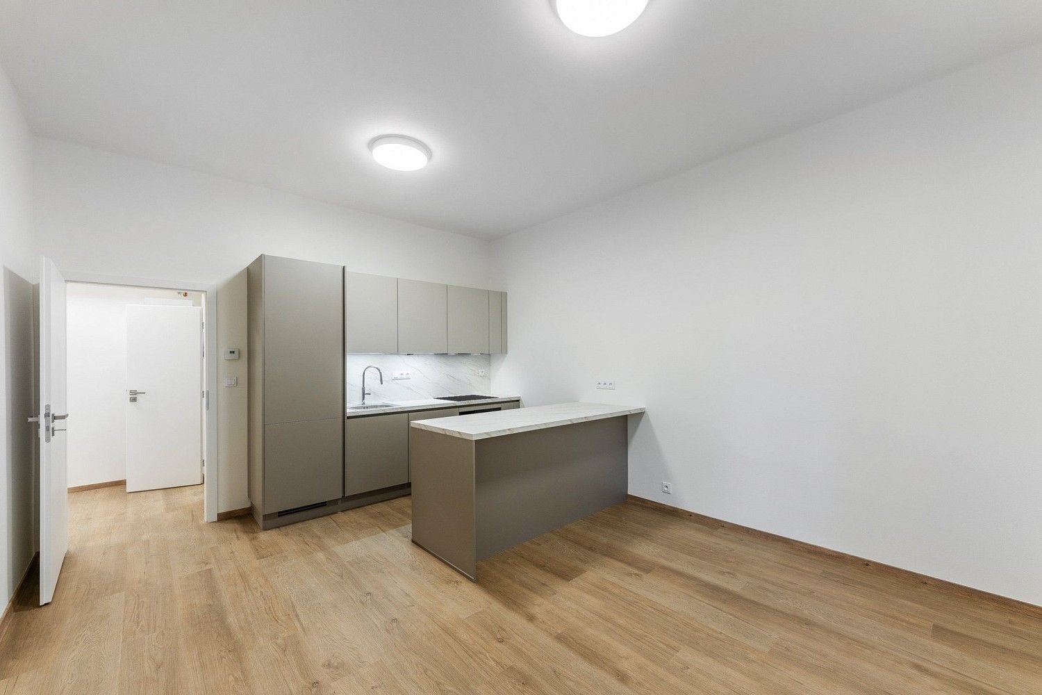 2+kk, Rovnoběžná, Praha 4 - Nusle, 46 m²