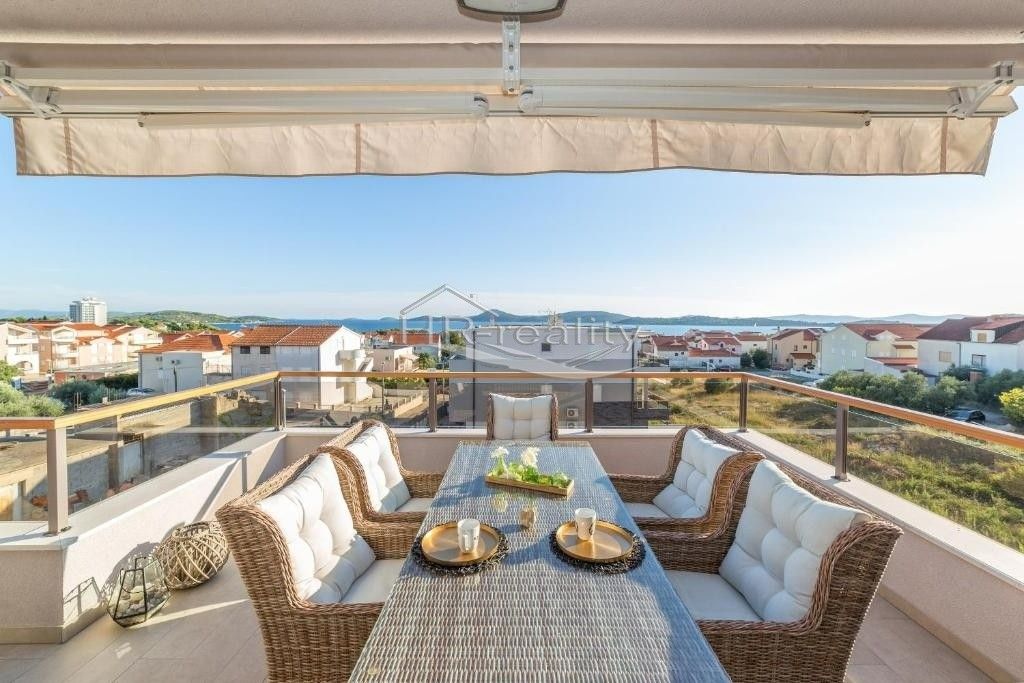 Byty, 987 66, Zahraničí