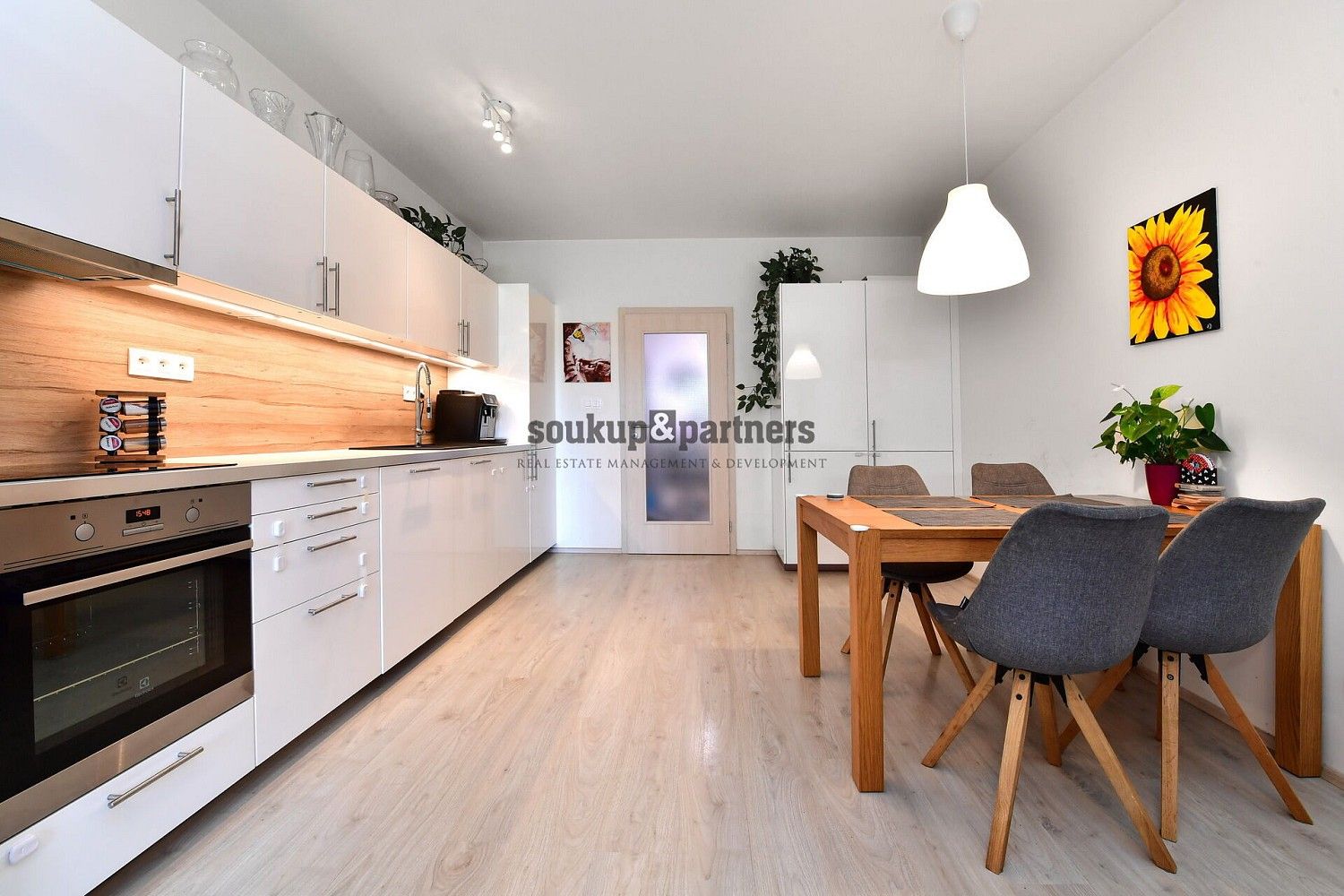 Byt 4+kk · 106 m² · Škrábkových, Praha 9 - Letňany - 3