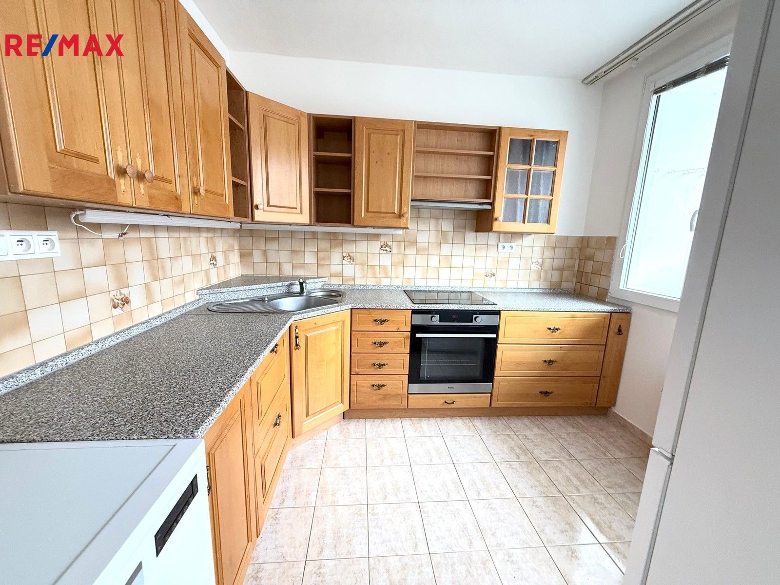 3+1, Gutova, Praha, 67 m²