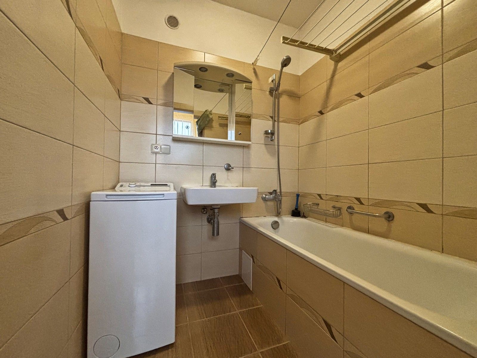 Pronájem byt 2+1 - Na Tržišti, Staňkov, 58 m²