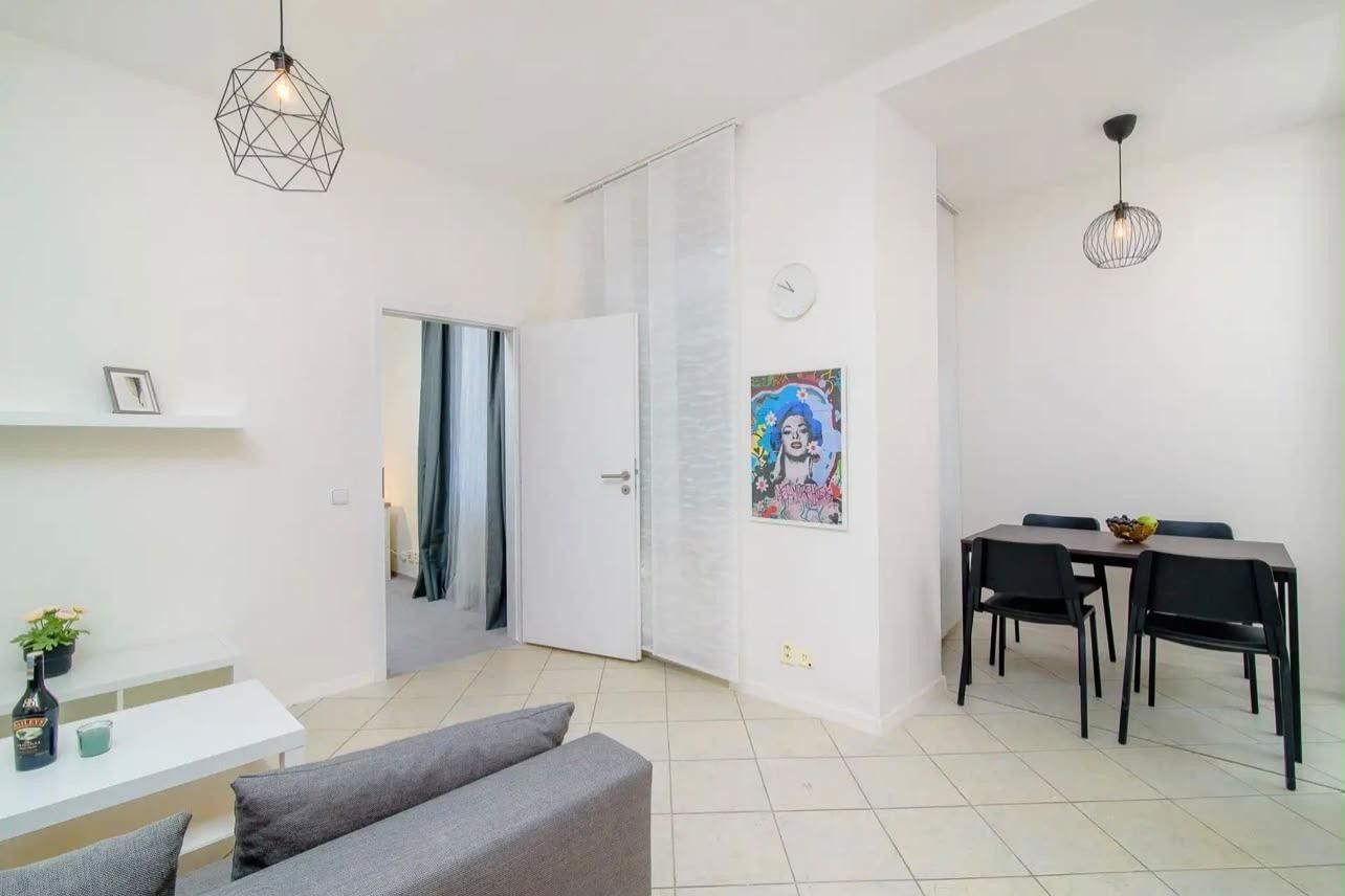Pronájem byt 2+kk - Kolčavka, Praha, 45 m² - 2