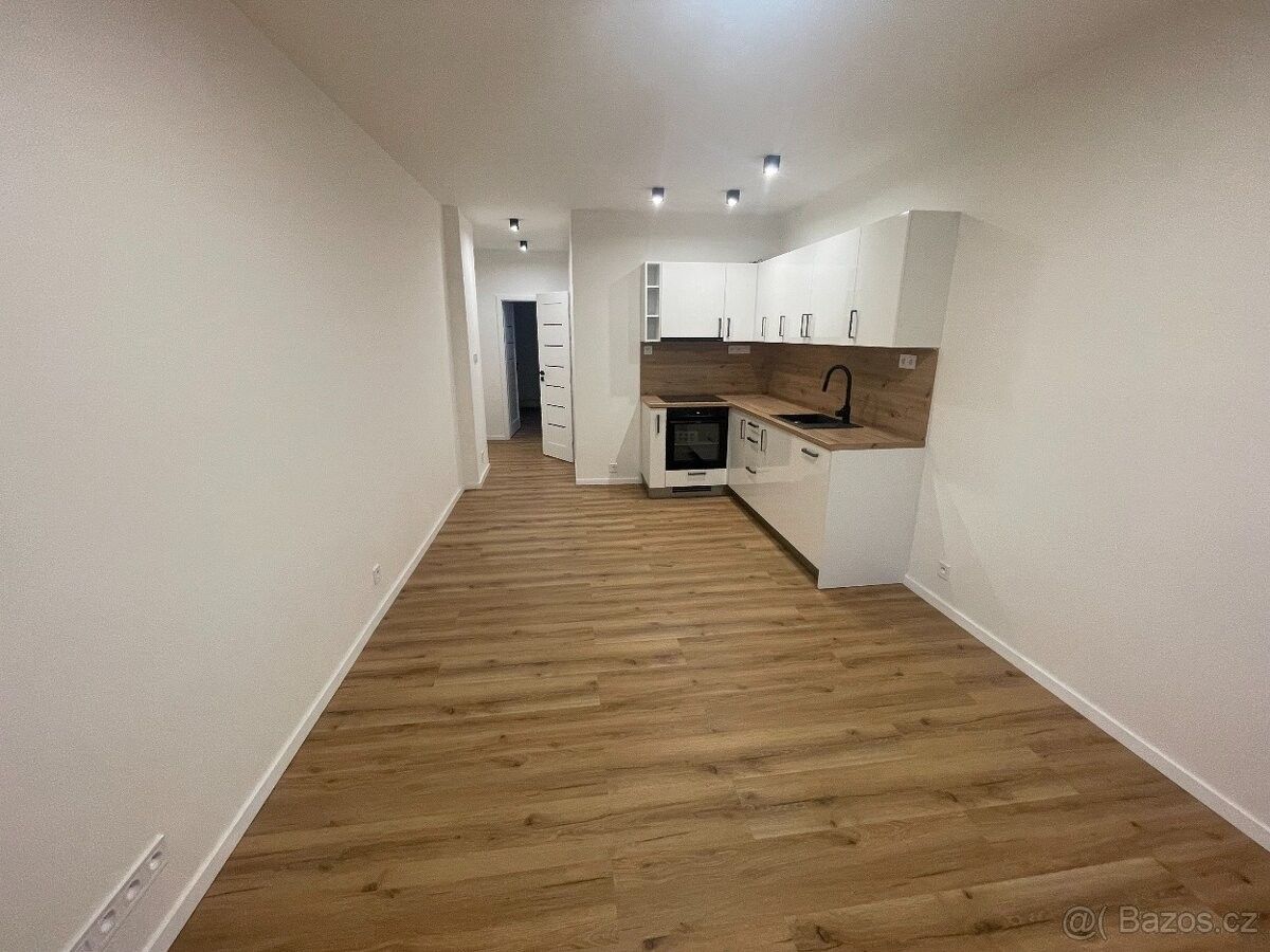 Pronájem byt - Hradec Králové, 500 03