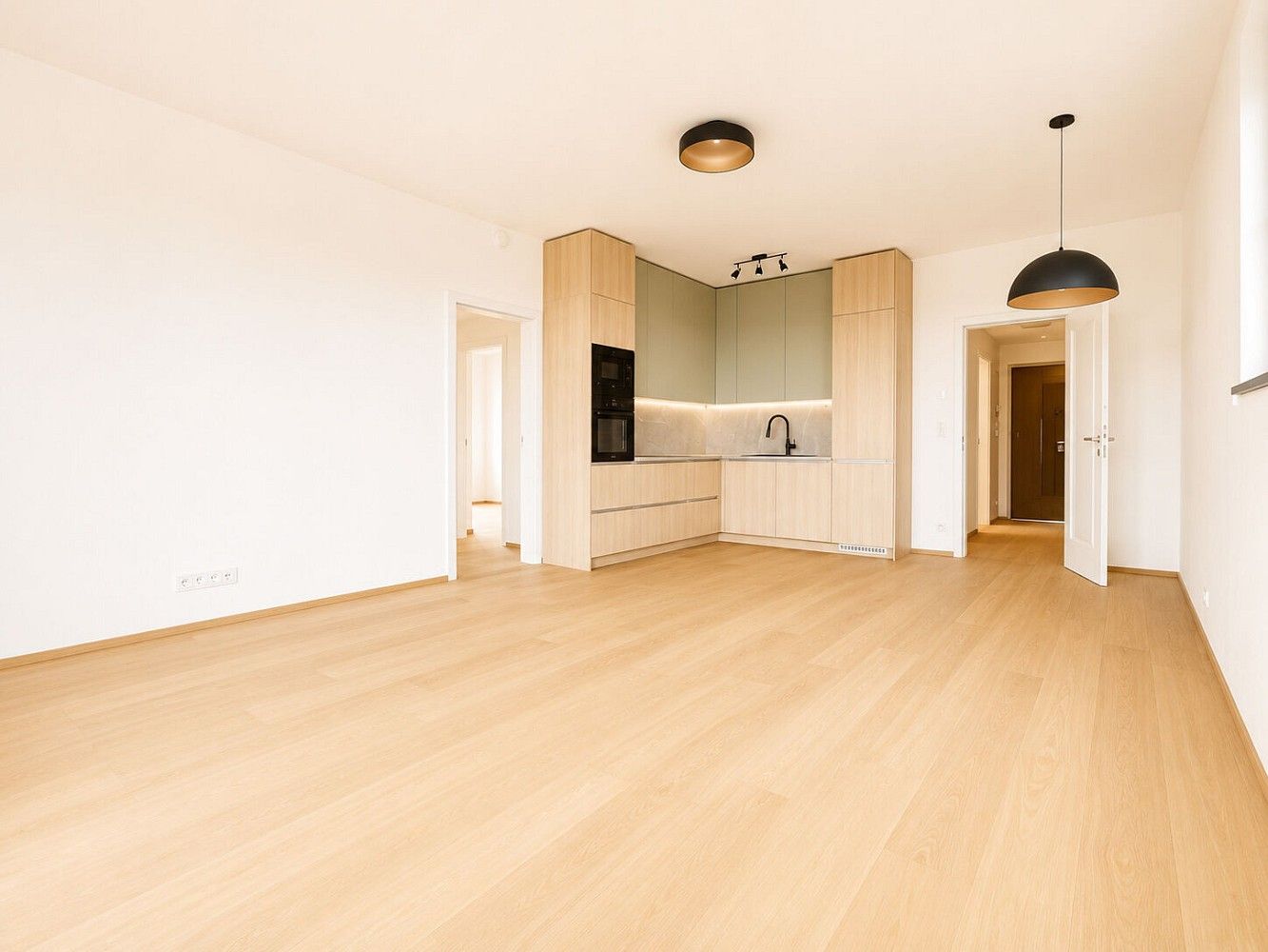 Byt 3+kk · 87 m² · V třešňovce, Praha 9 - Hrdlořezy - 4