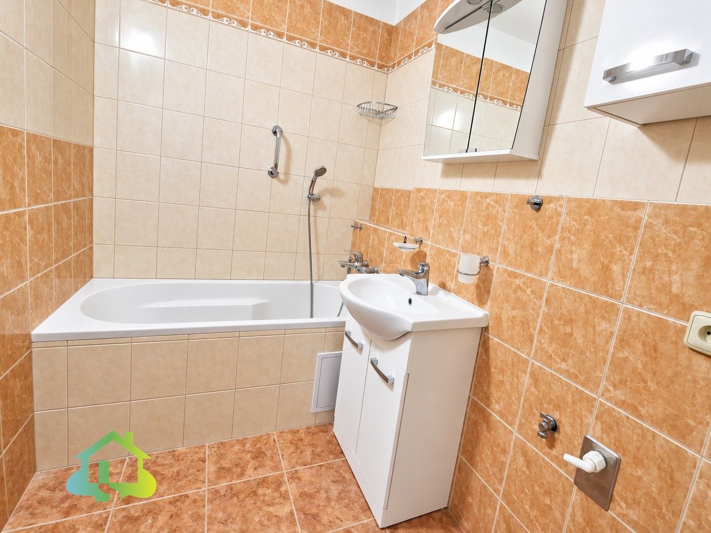 Pronájem byt 2+kk - Šiškova, Praha, 65 m² - 5