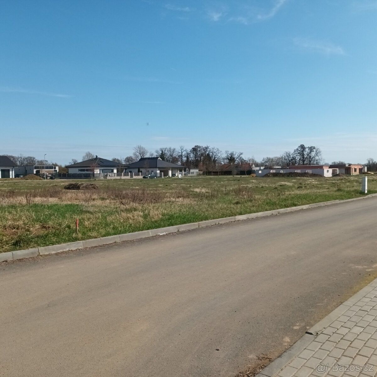 Pozemek pro bydlení · Lužec nad Vltavou, 277 06 - 4