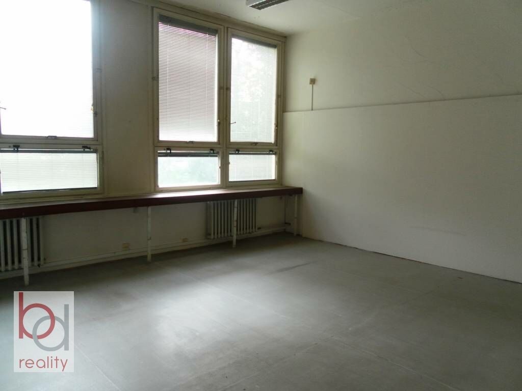 Kancelář · 31 m² · České Budějovice 7 - 3
