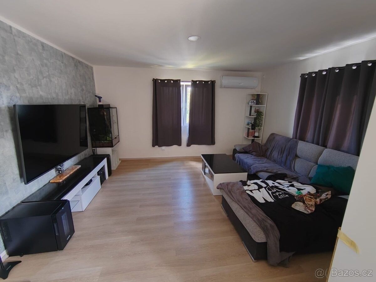 Pronájem byt - Boršice u Buchlovic, 687 09